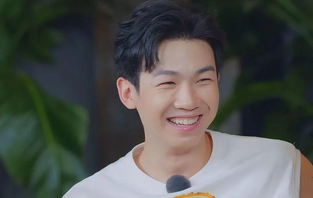 没想到11月才过半，沈腾就这样败了路人缘，王劲松说的没错