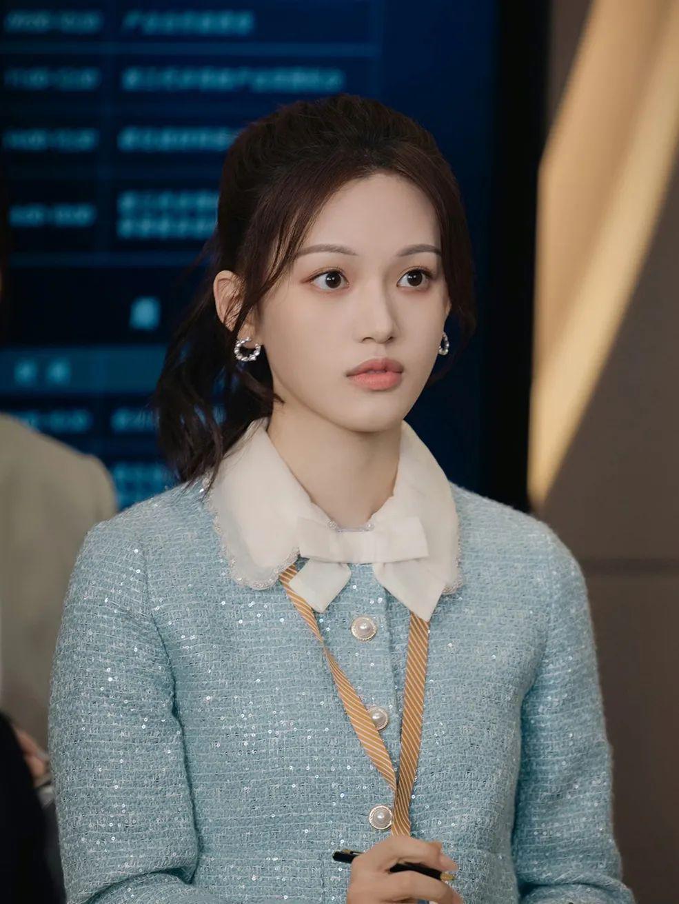 她的甜蜜恋爱，观众：真辣眼睛