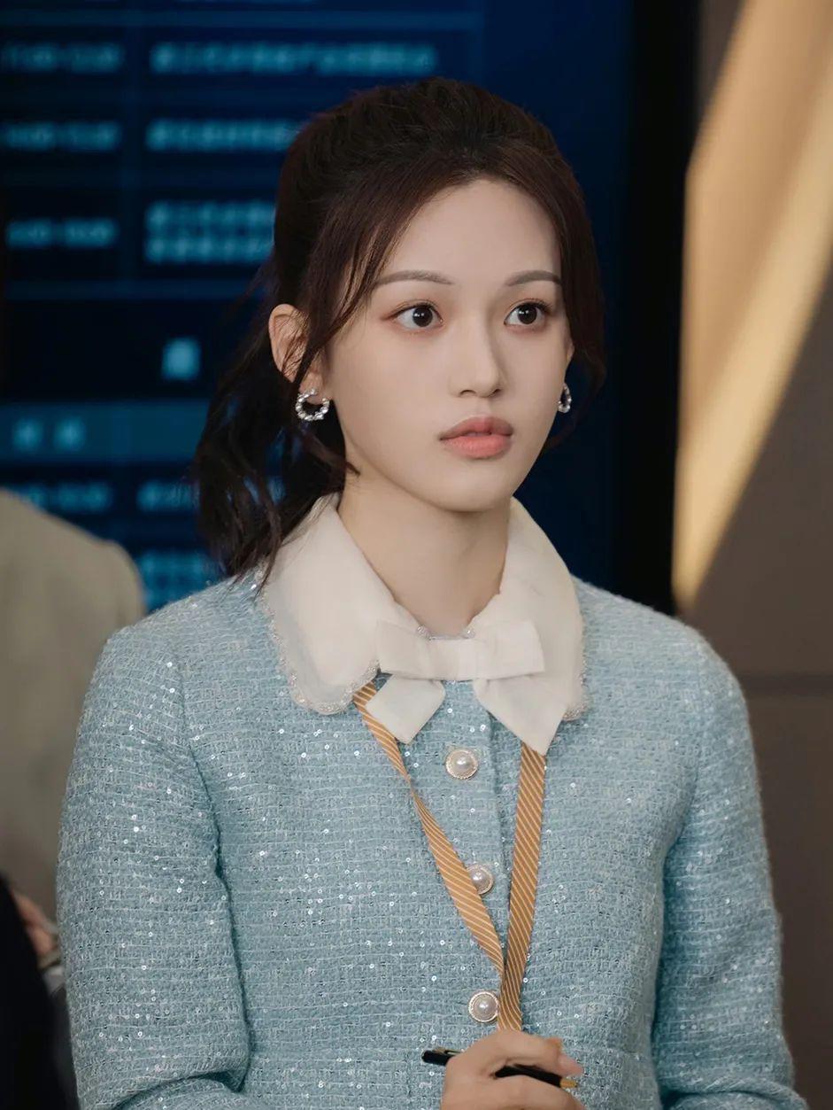 她的甜蜜恋爱，观众：真辣眼睛