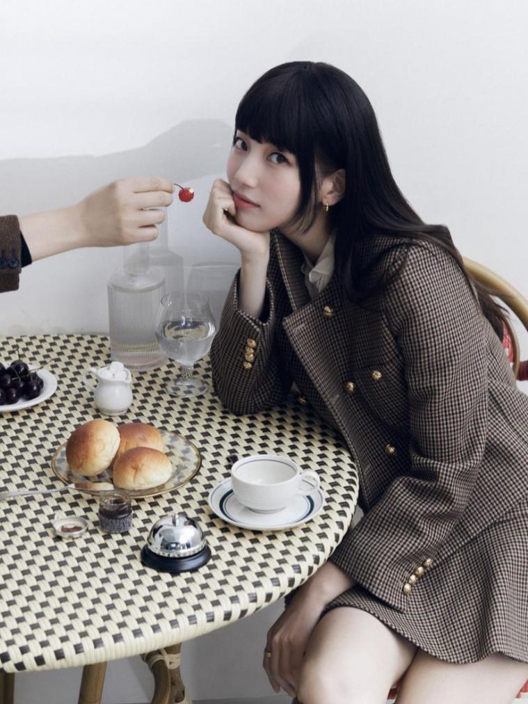 她的甜蜜恋爱，观众：真辣眼睛