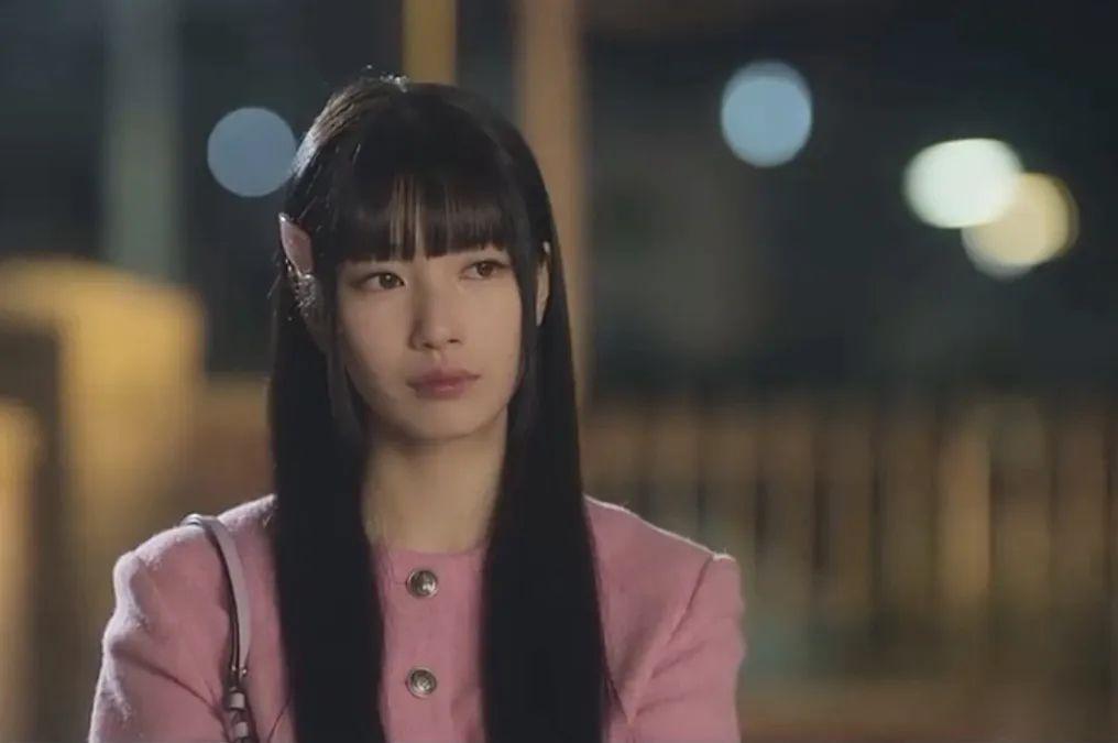 她的甜蜜恋爱，观众：真辣眼睛