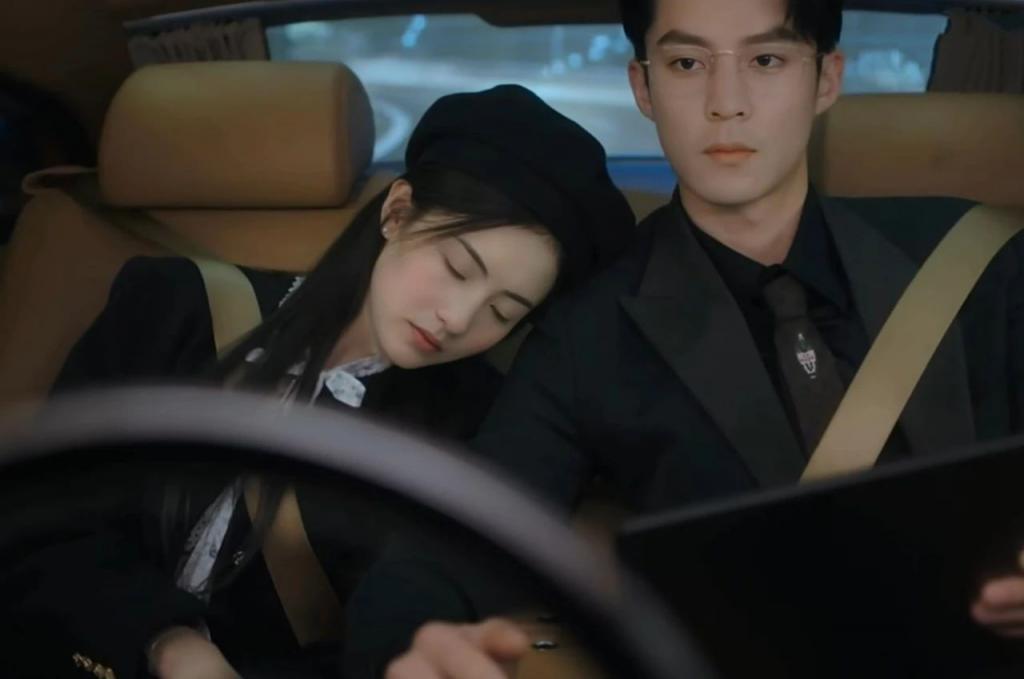 白鹿王鹤棣新剧被嘲是颜值不行？AI换脸别的明星瞬间变高级