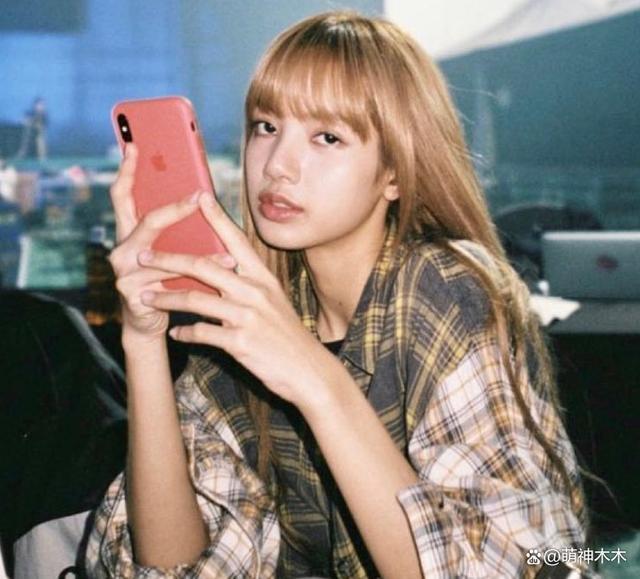 韩娱圈更现实！Lisa风波后续约无望，经纪人都跑了