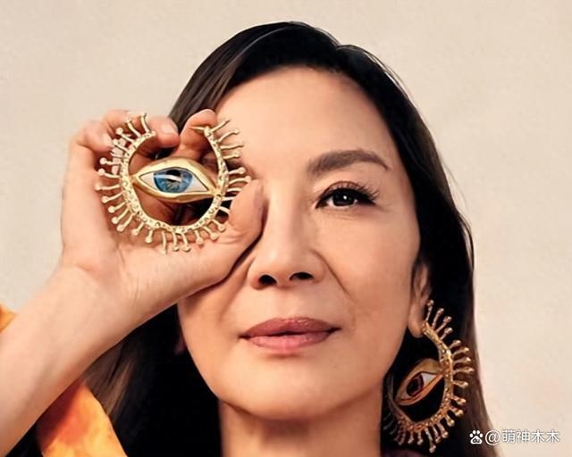 韩娱圈更现实！Lisa风波后续约无望，经纪人都跑了