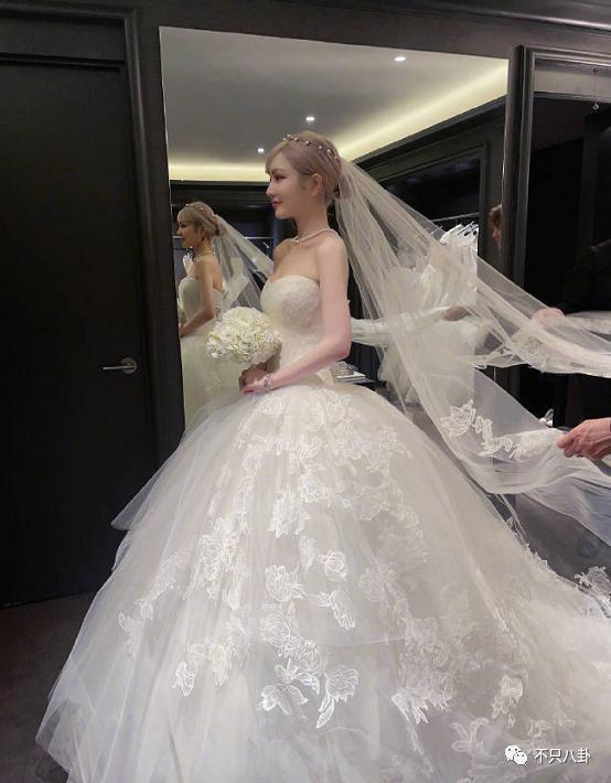 结婚后又火速离婚？！她被评是罗志祥周扬青事件中最大“牺牲品”