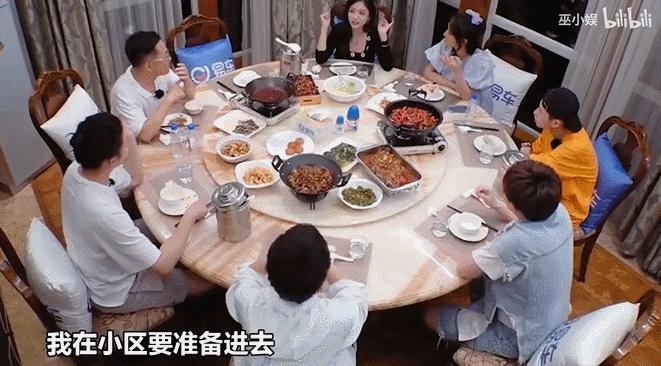 都惨成这样了，他还被骂没脑子？