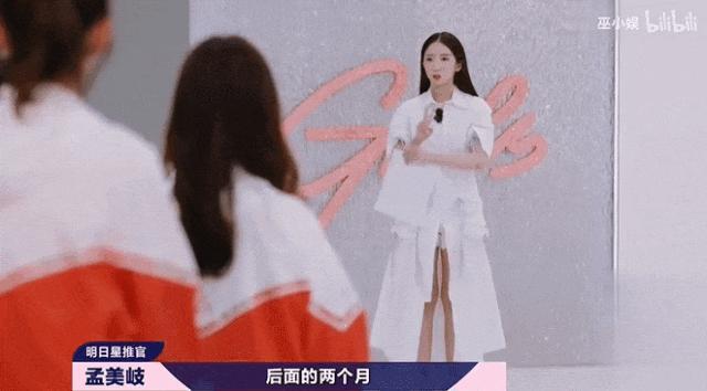 都惨成这样了，他还被骂没脑子？