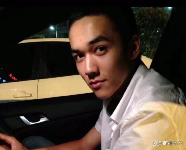 陈牧驰录音事件升级！更多私密照被曝光，新剧小号发文力挺惹争议