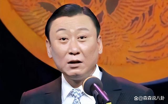 刘兰芳之子相声演员王玉因胃癌去世，冯巩李金斗送花圈