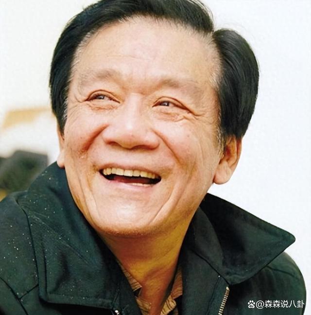 刘兰芳之子相声演员王玉因胃癌去世，冯巩李金斗送花圈