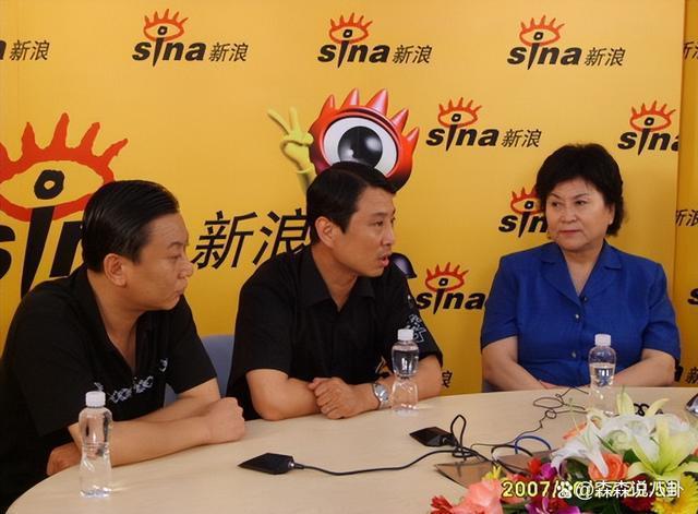 刘兰芳之子相声演员王玉因胃癌去世，冯巩李金斗送花圈