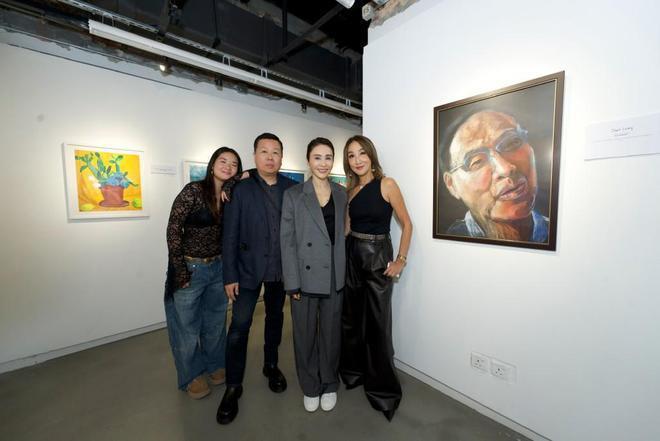 香港16岁富三代办画展！梁朝伟刘嘉玲等群星捧场