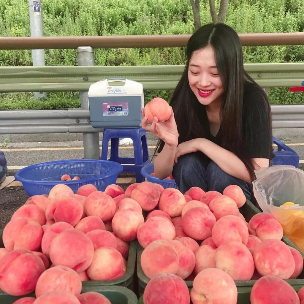 逼到她自杀，现在又说爱她？