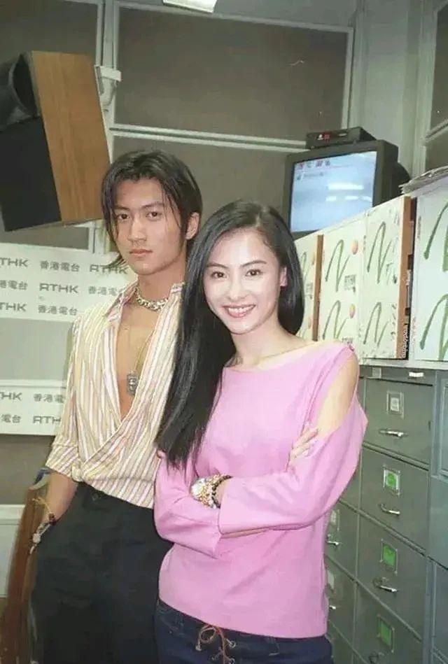 啥！亲爸说漏嘴，插足大老板，还上节目催婚？