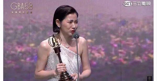 啥！亲爸说漏嘴，插足大老板，还上节目催婚？