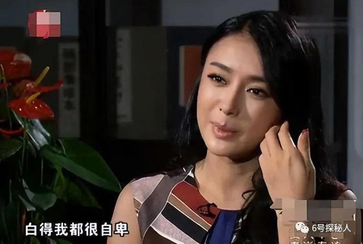 自撕人设的秦岚，把一手烂牌打成王炸
