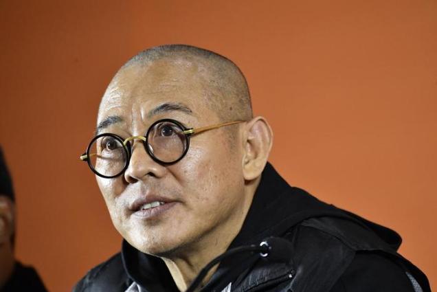 李连杰现身台湾宣传新书，幽默辟谣：我还没死