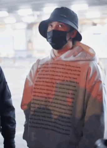 闹成现在这样，他的路人缘还有救吗？