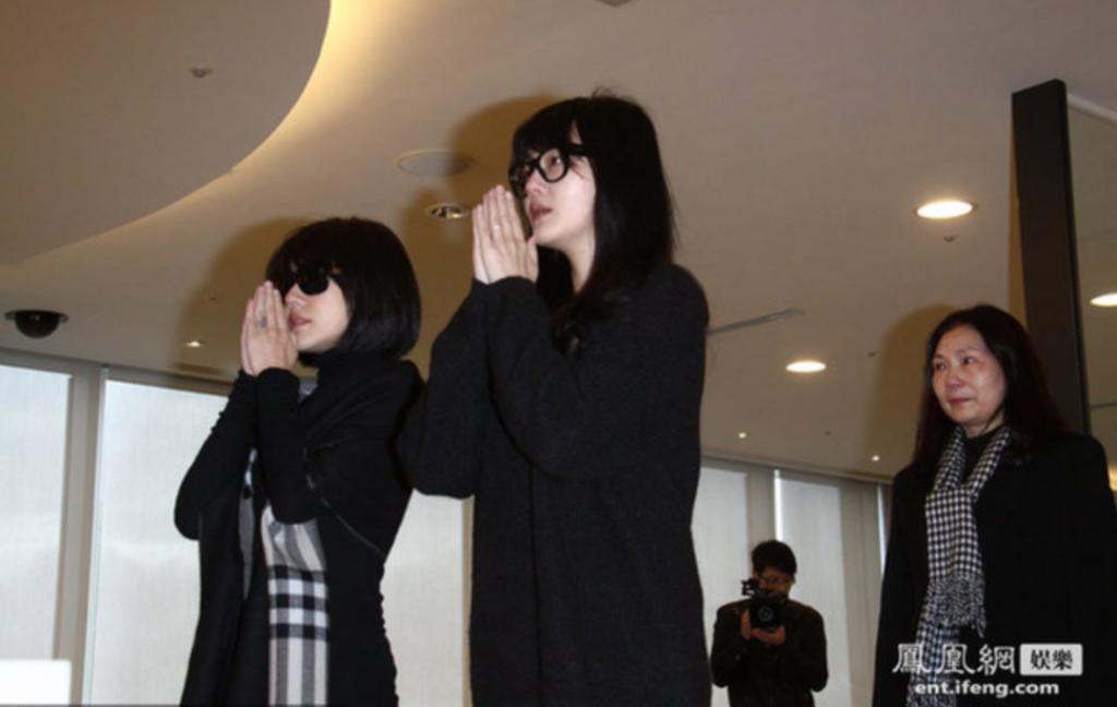 恩爱夫妻为钱反目，音乐教父与玉女掌门人五十年恩怨情史（下）