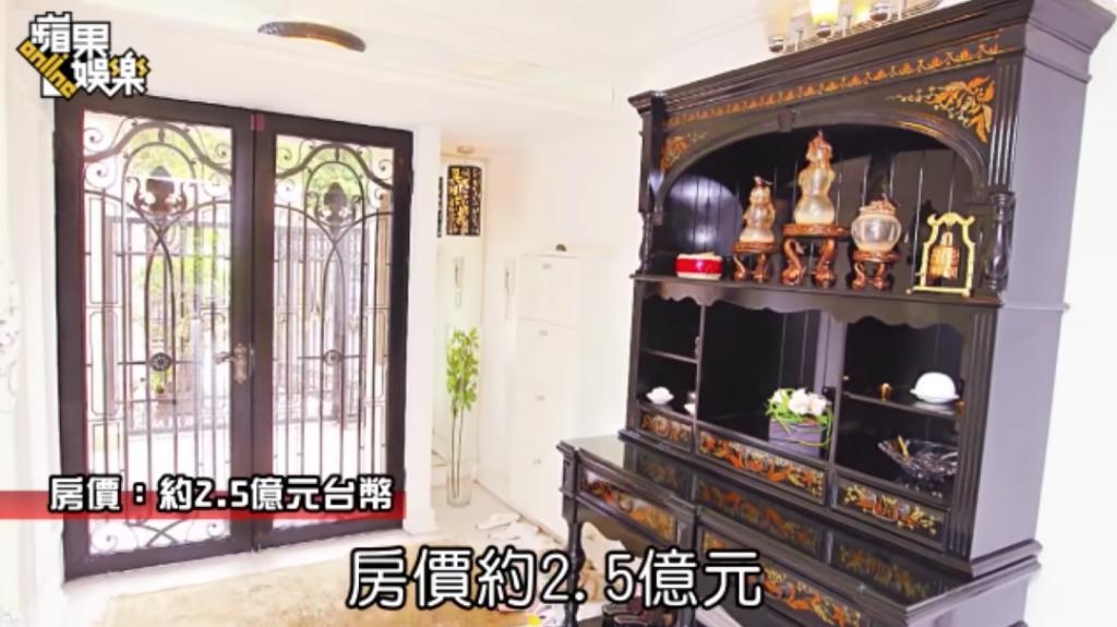 恩爱夫妻为钱反目，音乐教父与玉女掌门人五十年恩怨情史（下）