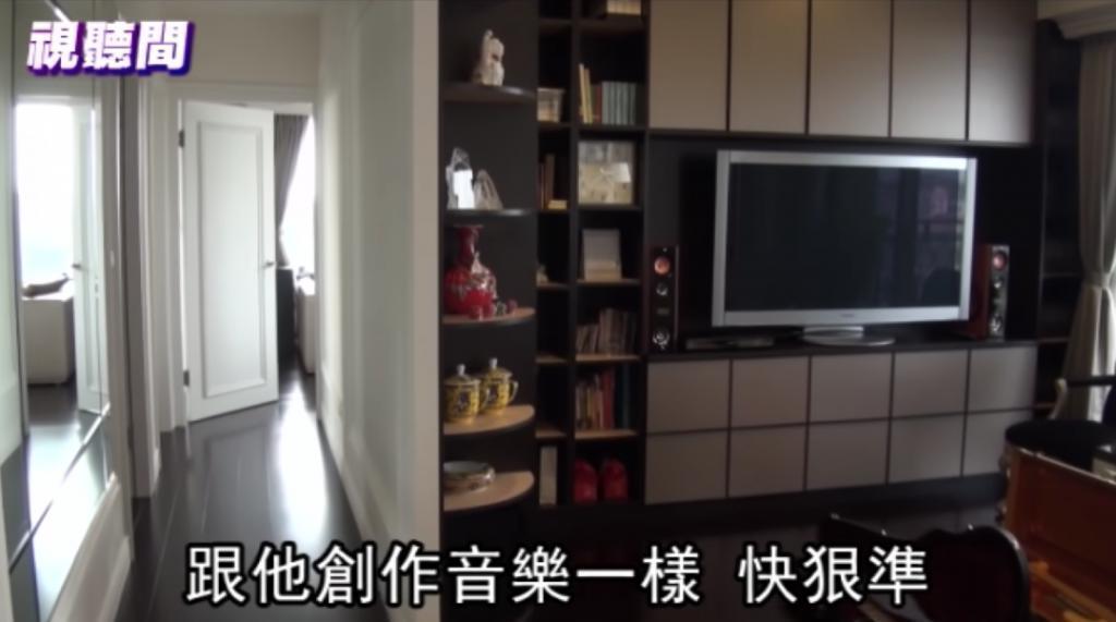 恩爱夫妻为钱反目，音乐教父与玉女掌门人五十年恩怨情史（下）