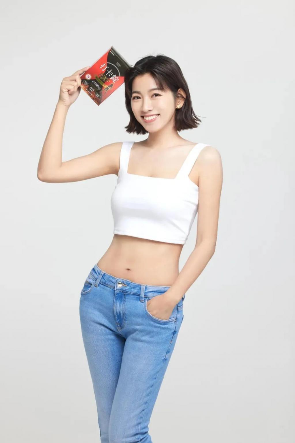 台北中女转型报告:资质平平的通告咖们是怎么拿到金钟的?