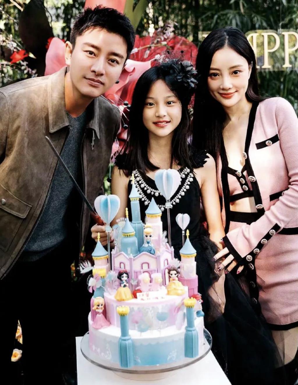 李小璐贾乃亮要复婚？照片曝光，只是分得很体面