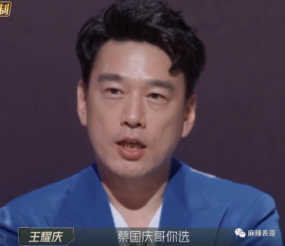 被骂1个月，掉粉40万，路人缘败完了吧？