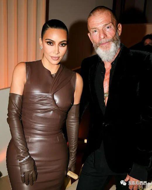 章子怡的富豪前男友瘦骨嶙峋像小老头，神秘暴富却超级抠门