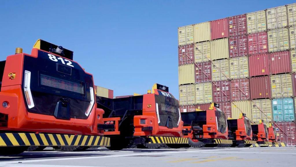 港口无人驾驶终场战事：“真无人”与规模化