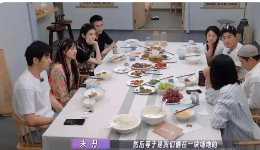恭喜，她被全网封杀了？