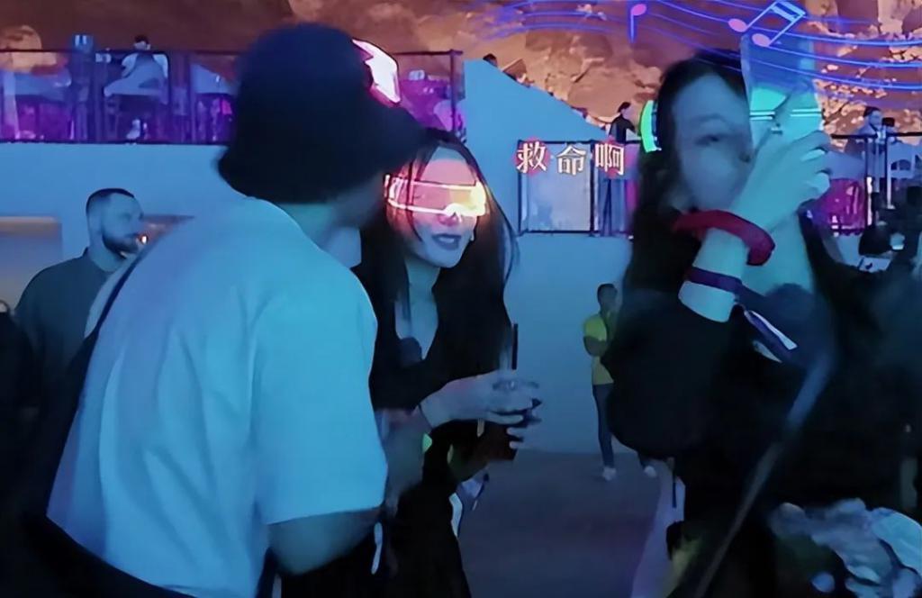 《花少5》口碑翻车该怪谁？辛芷蕾对王安宇的态度让我茅塞顿开