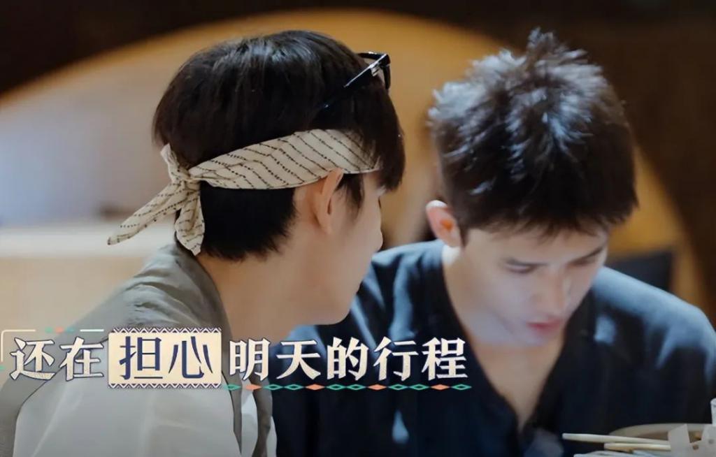 《花少5》口碑翻车该怪谁？辛芷蕾对王安宇的态度让我茅塞顿开