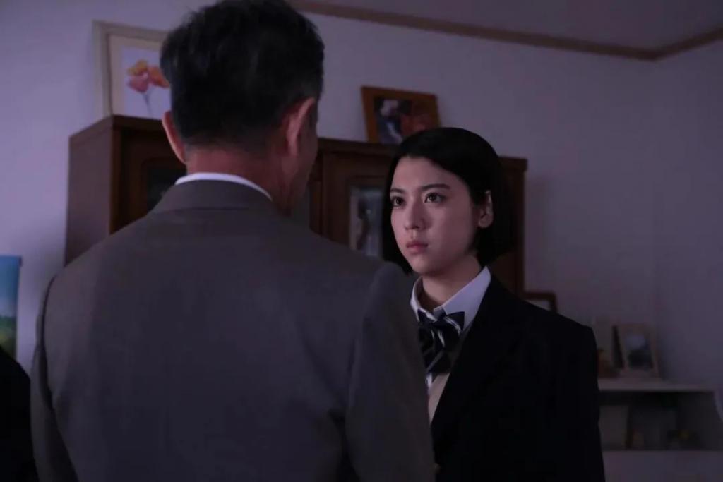 好美的一张脸，好烂的一部片