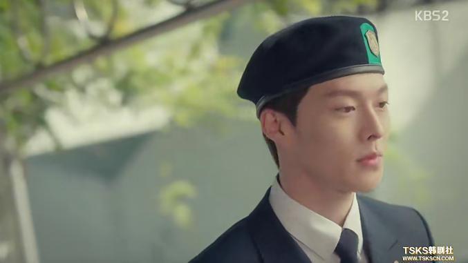 又雷又作又烂梗，不好意思我真香了!