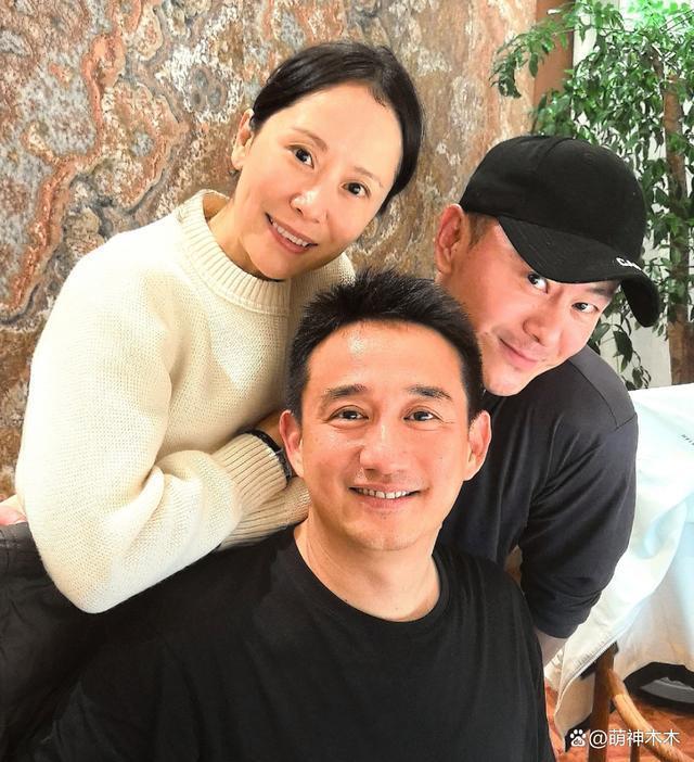 海清新片获好评！黄磊大赞同学力挺她拿奖，黄海波躲角落显落寞