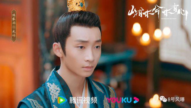 又是谁家的少爷来逐梦演艺圈了？