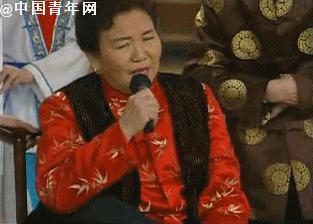 再婚嫁小叔子：赵丽蓉两任丈夫都早逝，病症咳血仍演出
