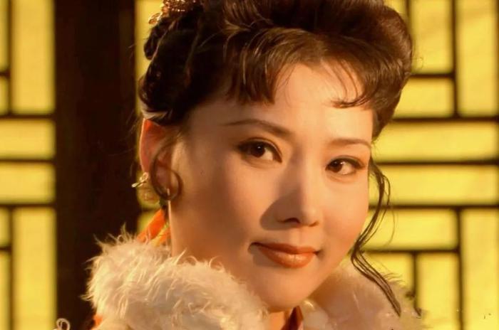 内娱疯批美人鼻祖，终于拿下影后