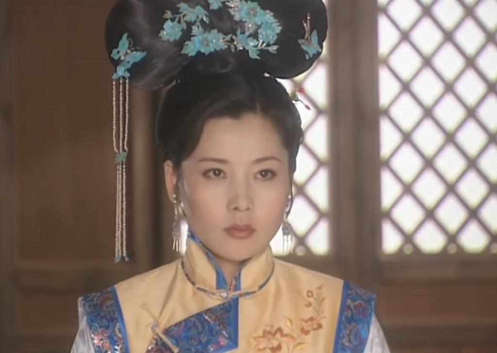 内娱疯批美人鼻祖，终于拿下影后