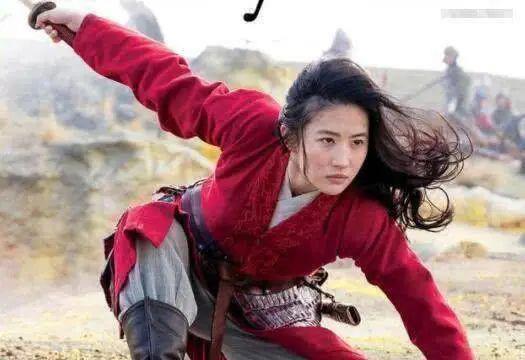 刘亦菲公主造型“惊为天人”，别人强捧不红她演一部爆一部