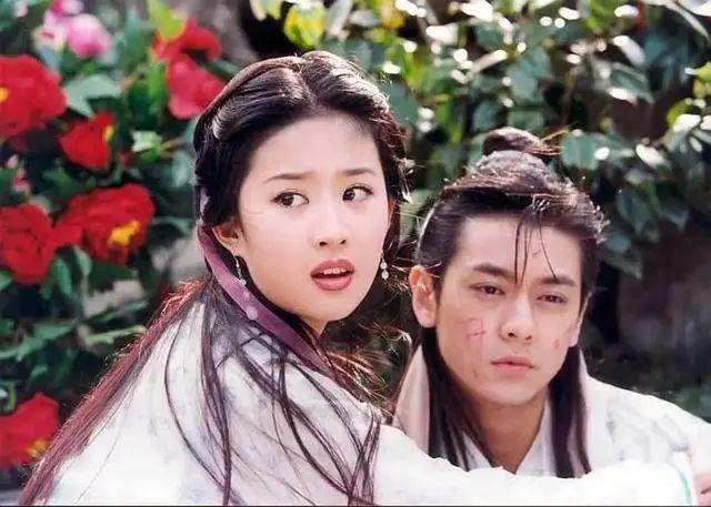刘亦菲公主造型“惊为天人”，别人强捧不红她演一部爆一部