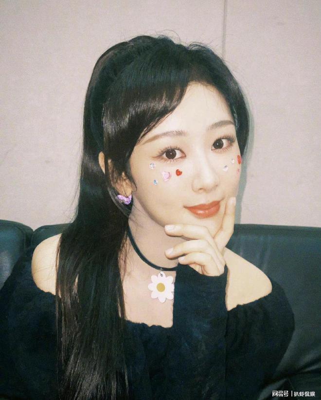 狗仔曝95小花至少5人有恋情，虞书欣赵露思上榜