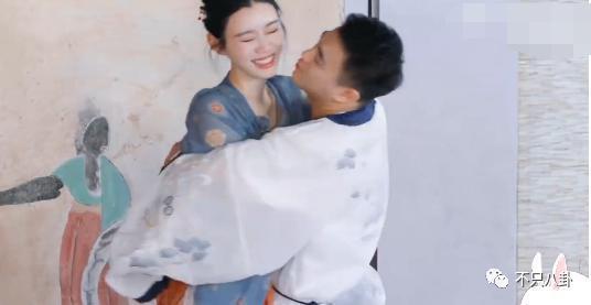 好甜好好嗑！这一对是真的超爱彼此啊