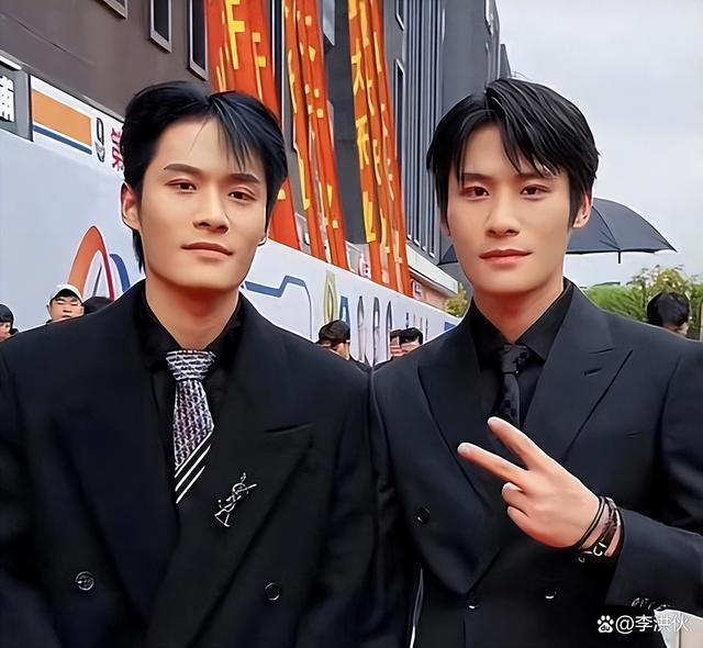 小杨哥花3000万开演唱会，说好门票免费送结果员工私下倒卖