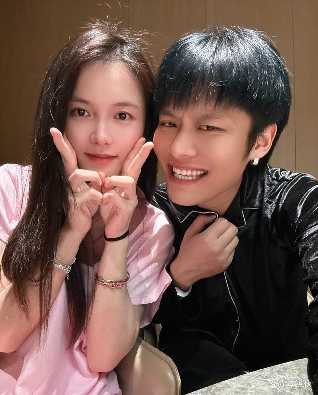 小杨哥花3000万开演唱会，说好门票免费送结果员工私下倒卖