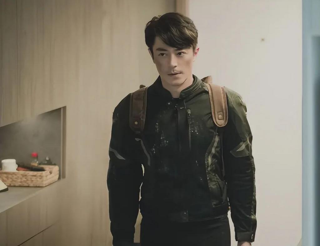 刘亦菲与彭冠英吻戏，男方亲出声音上热搜，观众：好变态啊