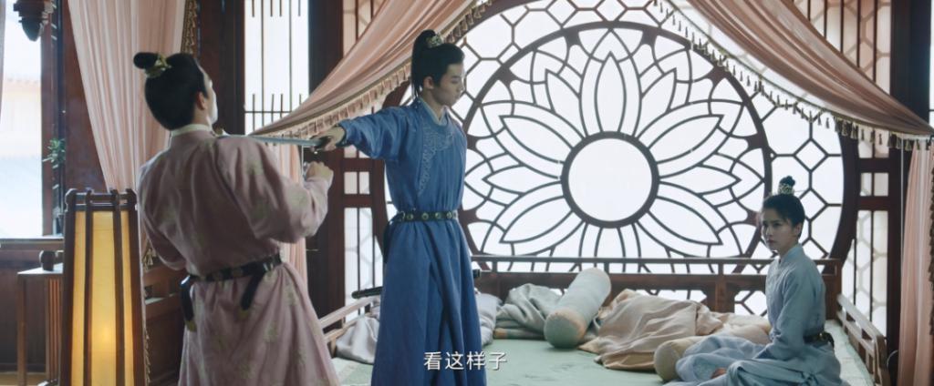 不只尬演大美女！是全剧尬