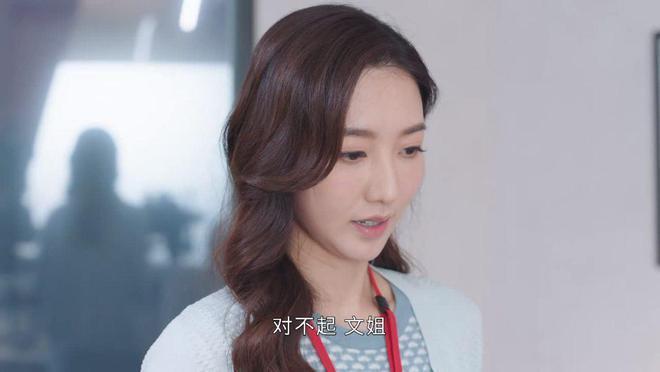 好家伙！《新闻女王》首播好评一片，2023年港剧天花板真的来了