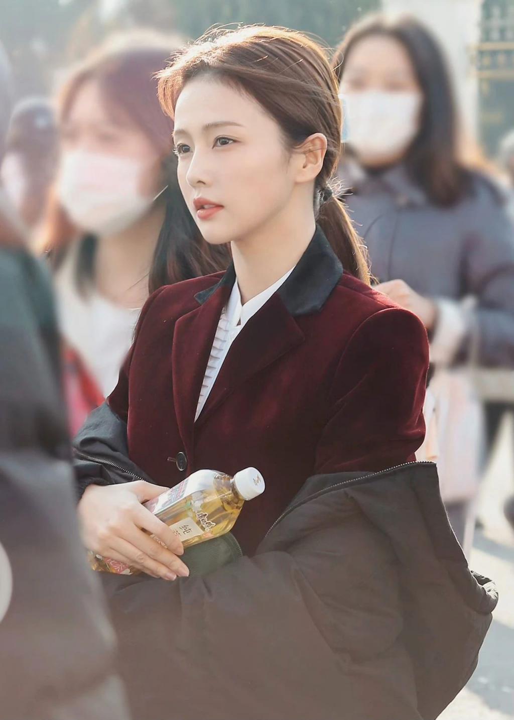 白鹿新剧又双叒叕翻车？求求别再硬凹美女人设了！